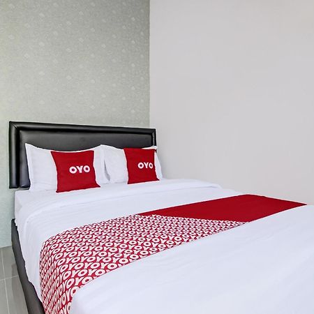 Super Oyo Collection O 92363 Kp Inn Yogyakarta Exterior photo
