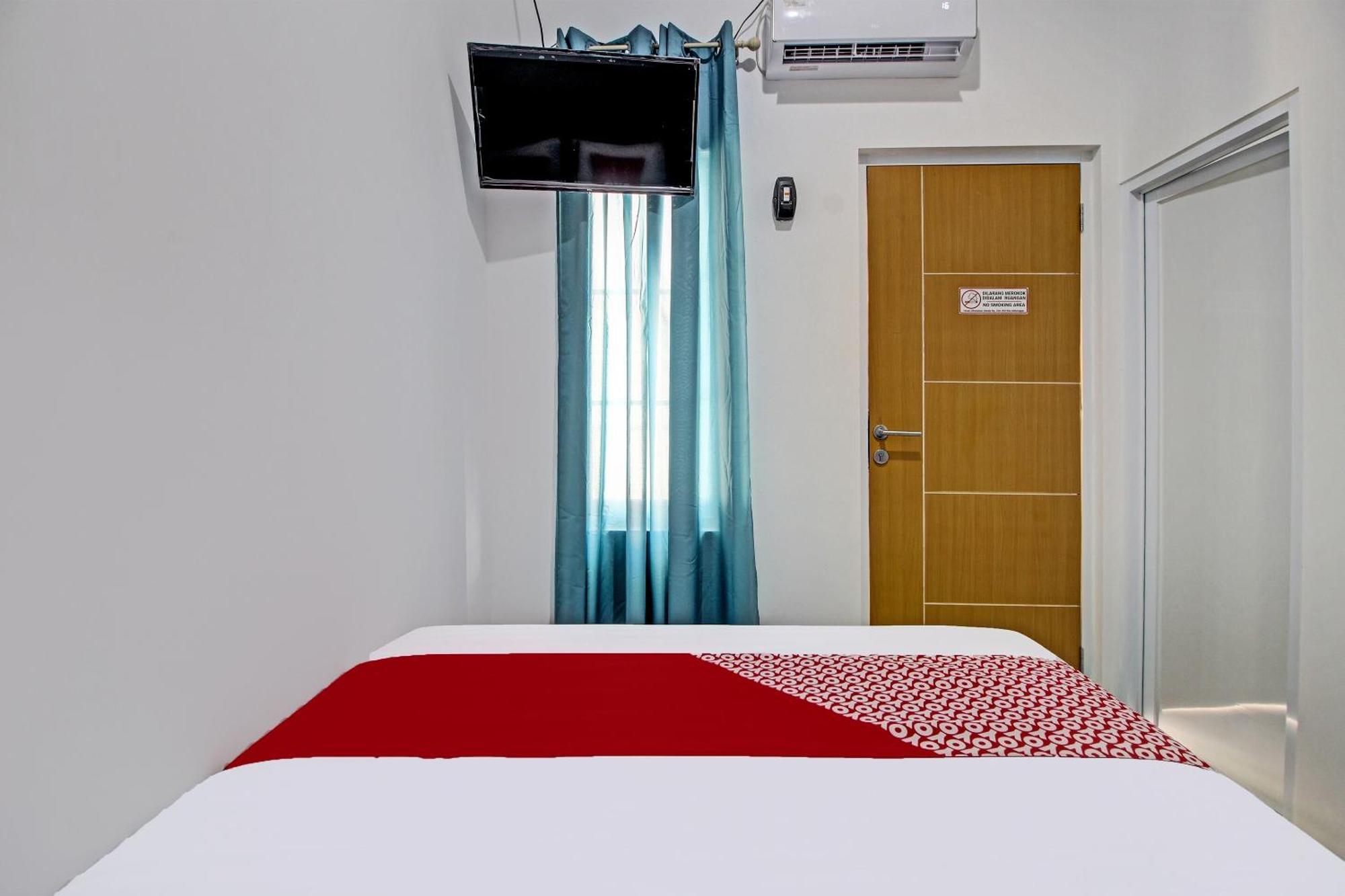 Super Oyo Collection O 92363 Kp Inn Yogyakarta Exterior photo