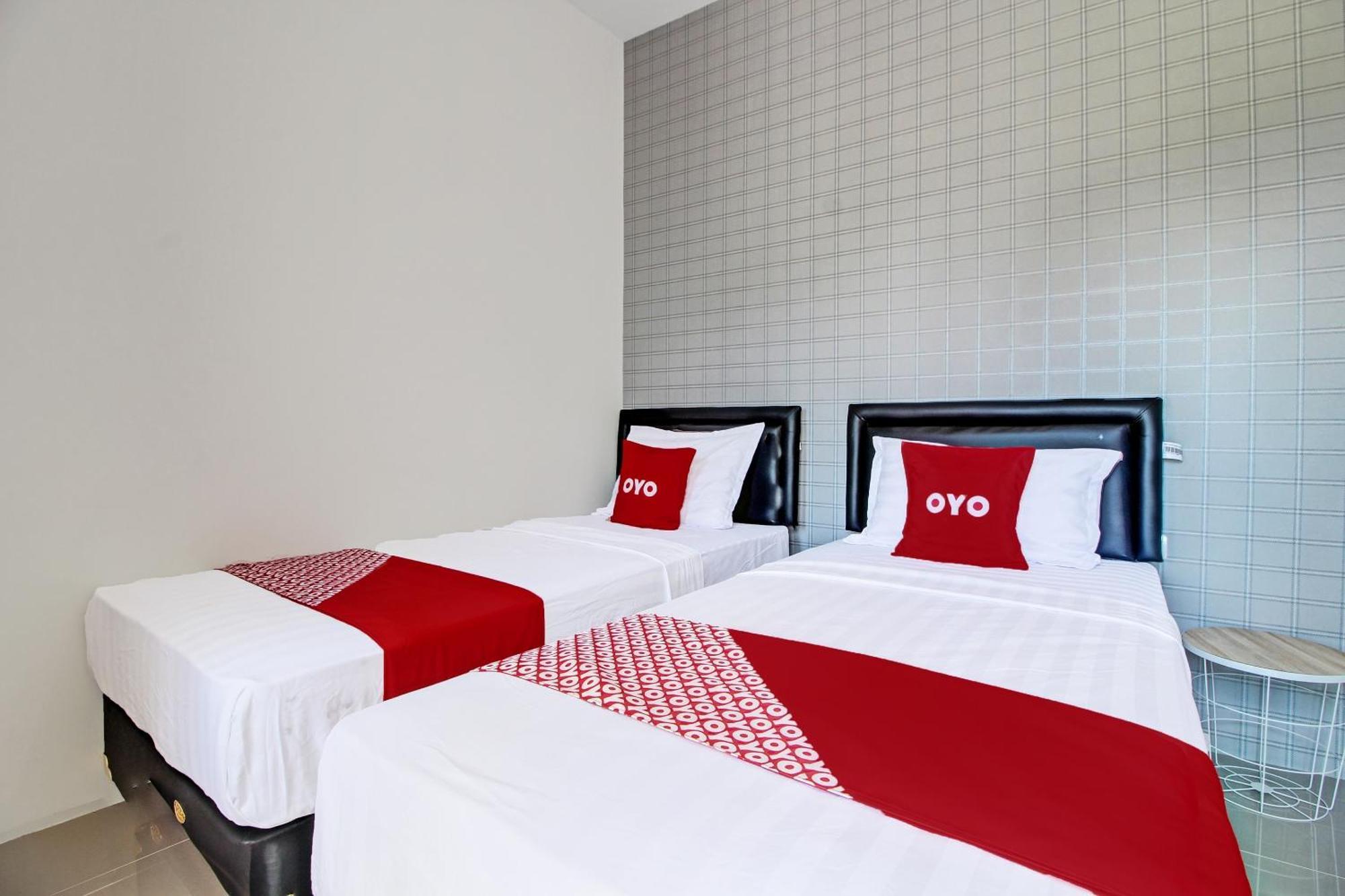Super Oyo Collection O 92363 Kp Inn Yogyakarta Exterior photo
